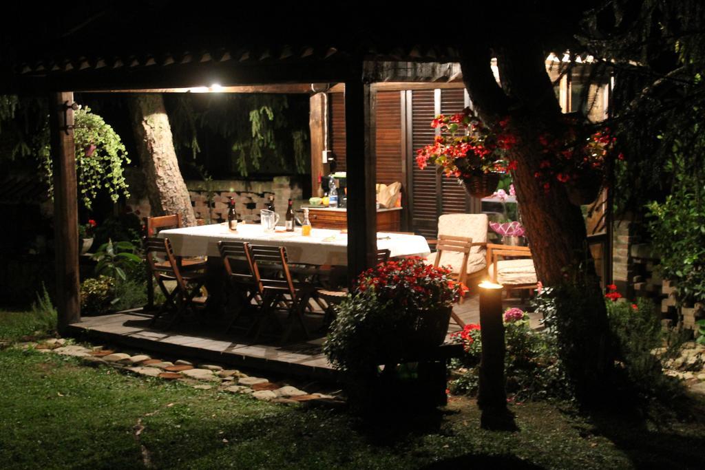 Calosso Casa Giulianaゲストハウス エクステリア 写真
