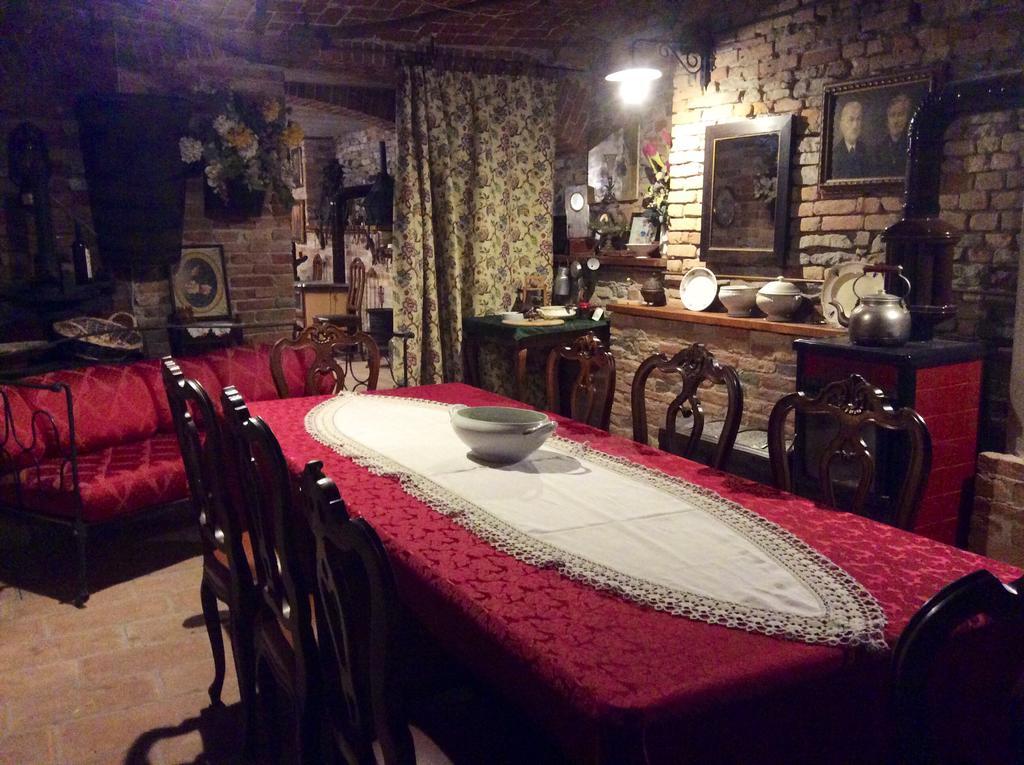 Calosso Casa Giulianaゲストハウス エクステリア 写真