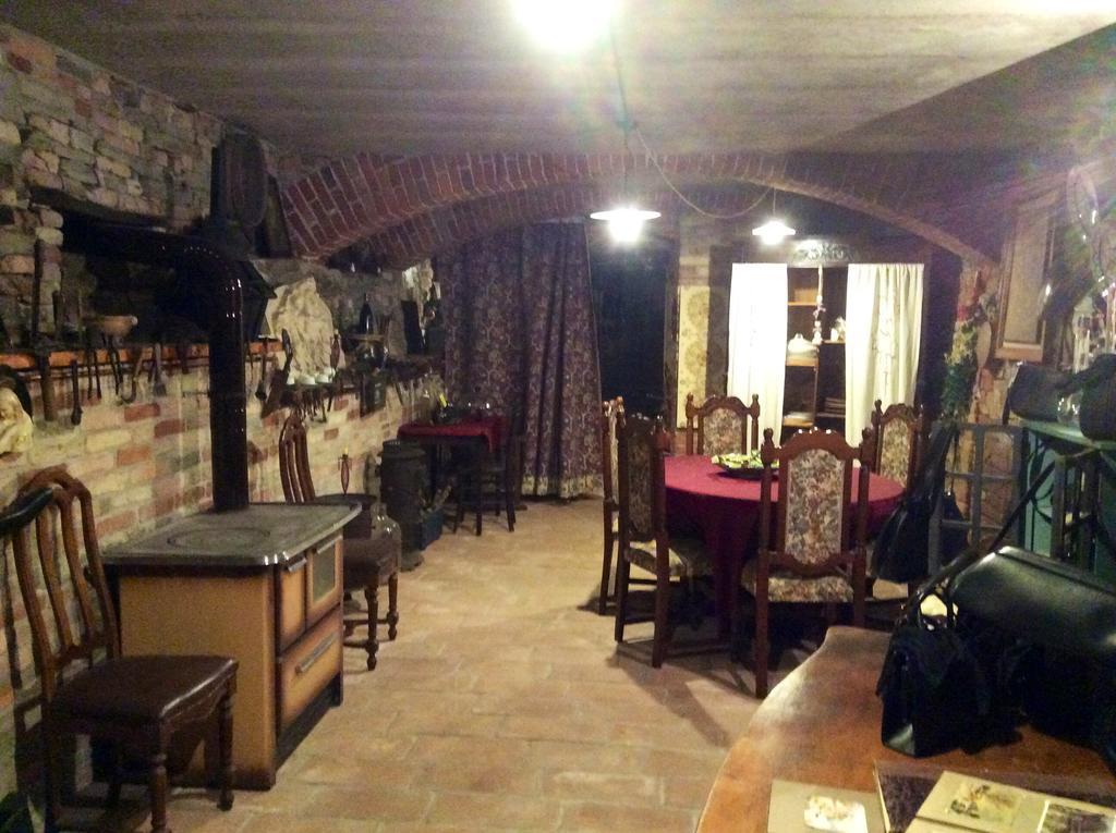 Calosso Casa Giulianaゲストハウス エクステリア 写真