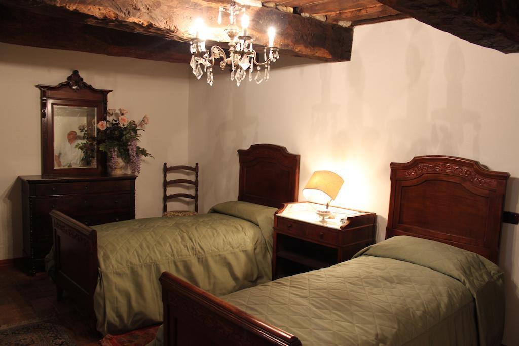 Calosso Casa Giulianaゲストハウス 部屋 写真